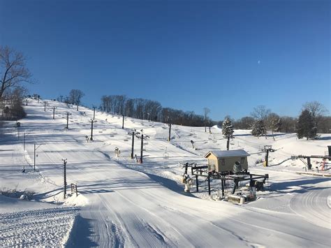 Hidden valley ski resort mo - Access your exclusive Epic Pass holder savings, including 20% off food, lodging, lessons, rentals, and more with Epic Mountain Rewards. See Terms and Conditions for additional information on eligible passes and a list of all participating locations.